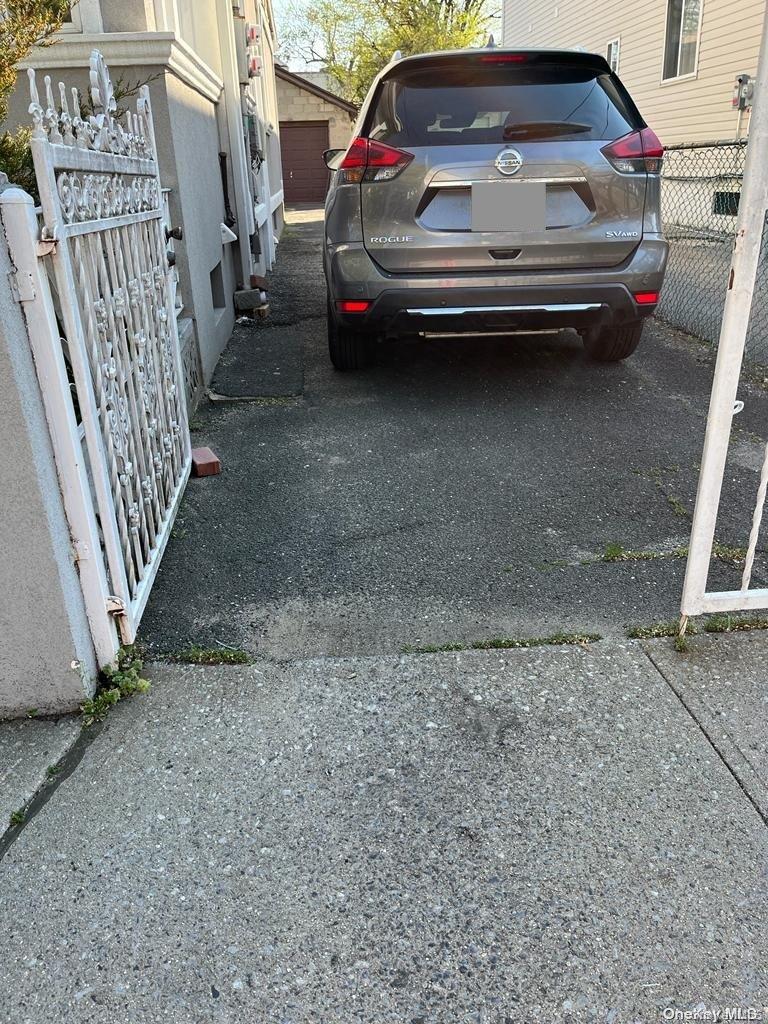 #2 photo, 219-16 143rd Road, 皇后区 Springfield Gardens , NY 11413