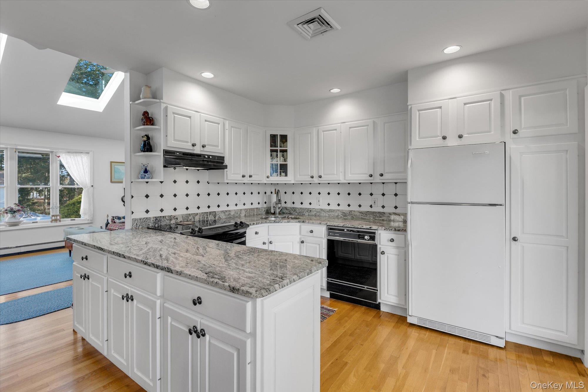 #9 photo, 85 Catherine Street, 롱 아일랜드 East Northport , NY 11731