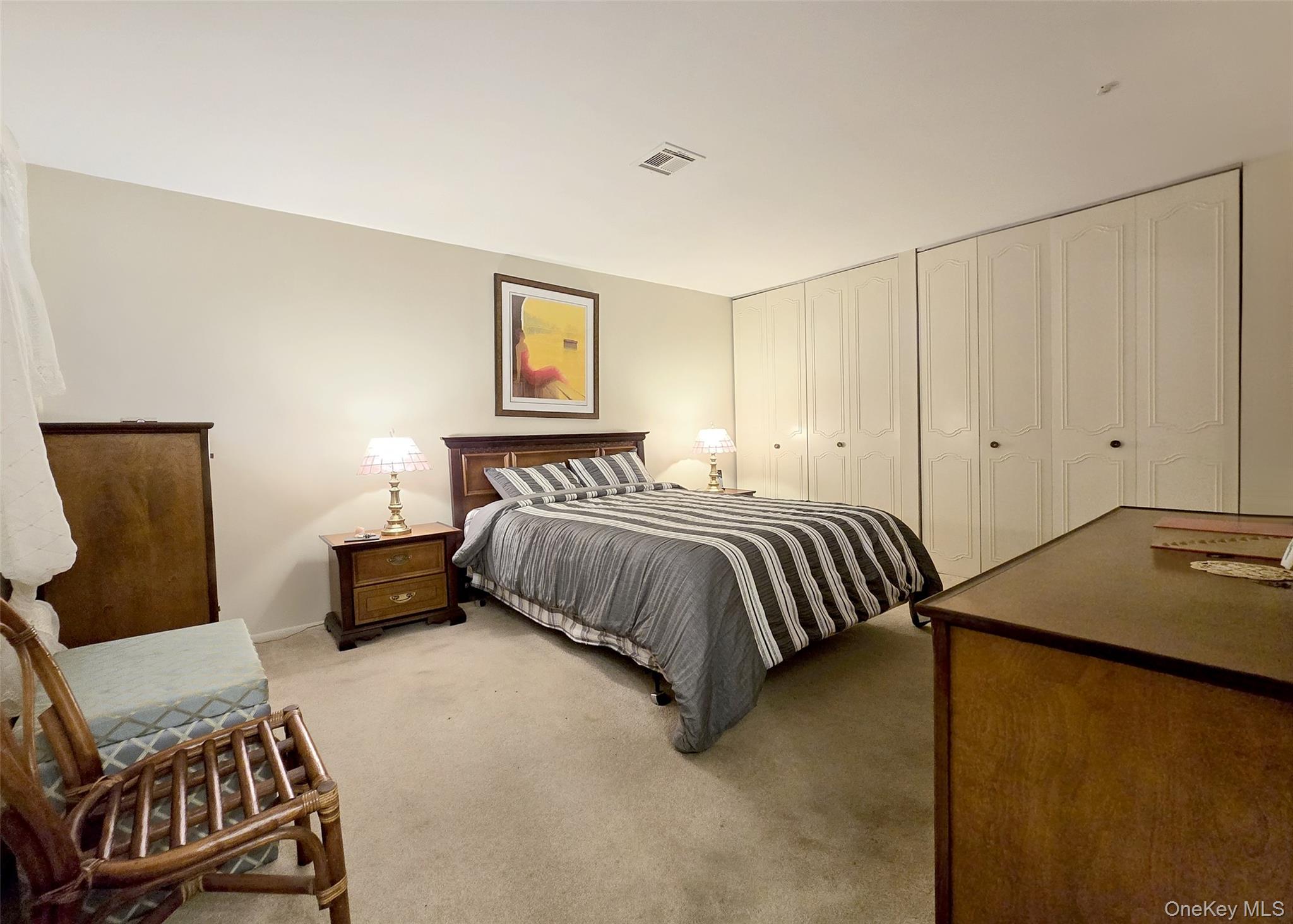 #13 photo, 289 Cardiff Court, 롱 아일랜드 Ridge , NY 11961