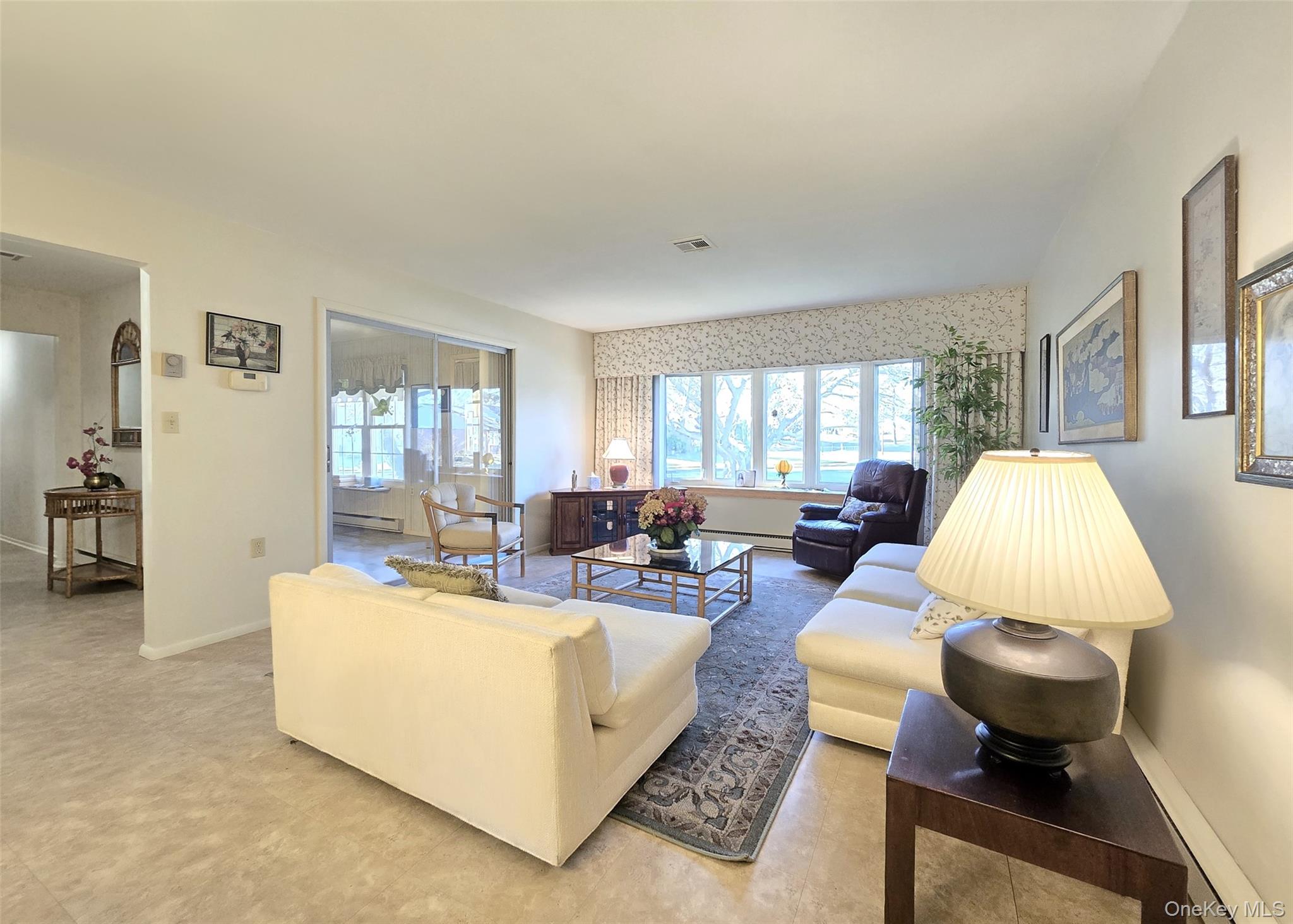 #3 photo, 289 Cardiff Court, 롱 아일랜드 Ridge , NY 11961