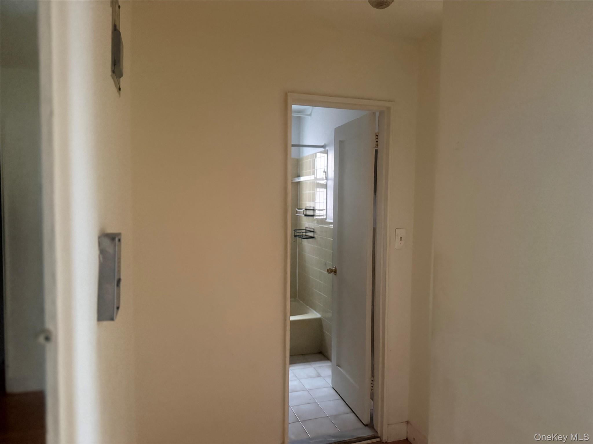 #15 photo, 147-14 84 Road, Briarwood , NY 11435