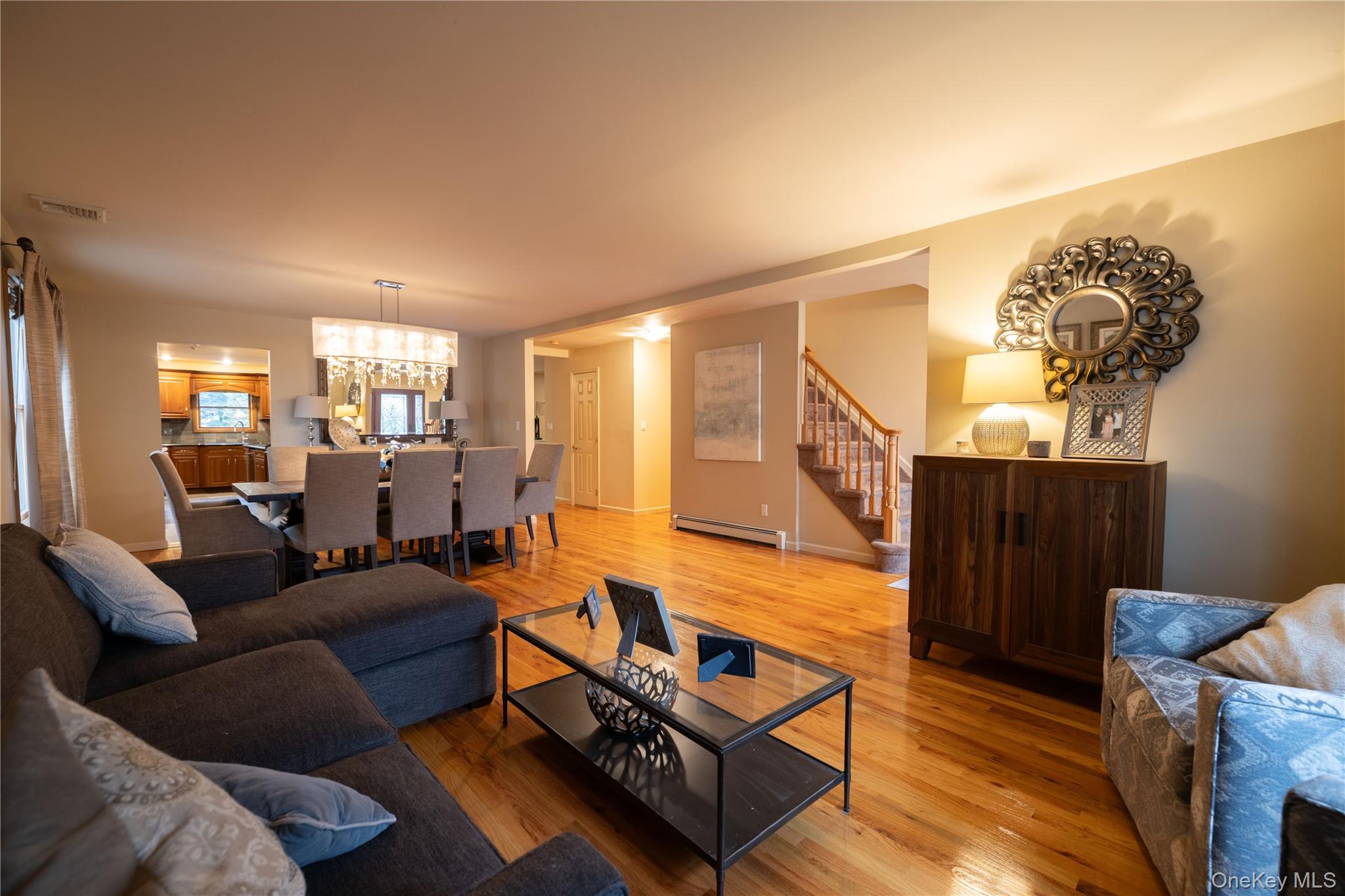 #8 photo, 2119 Rosemont Street, North Bellmore , NY 11710