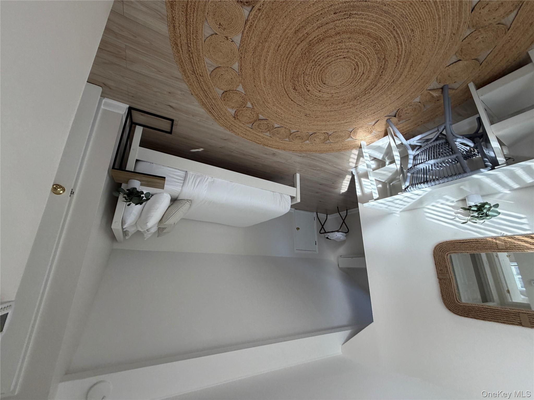 #14 photo, 380 Ed's Road, Саффолк ‖ Southold , NY 11971