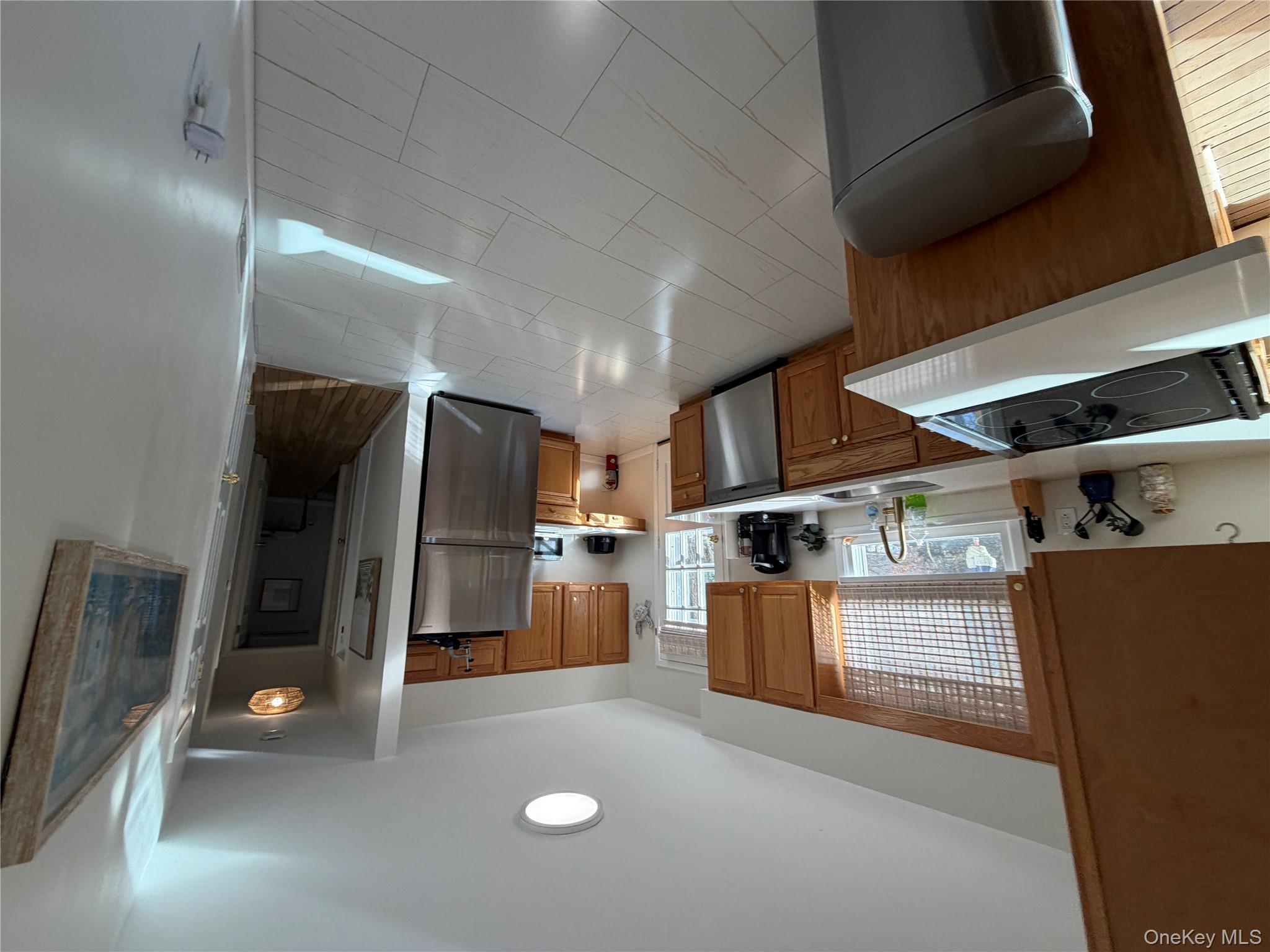 #5 photo, 380 Ed's Road, Саффолк ‖ Southold , NY 11971