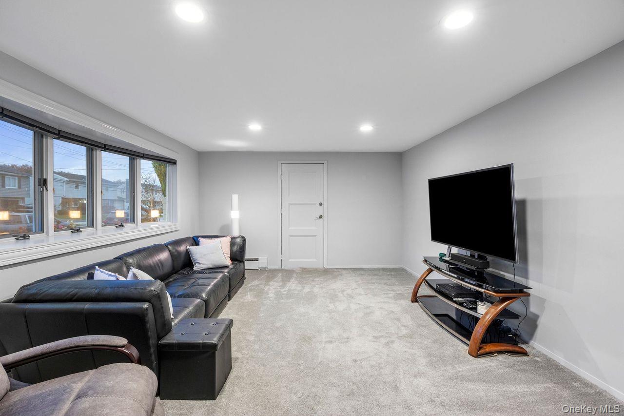 #10 photo, 2545 Horace Court, 长岛 Bellmore , NY 11710