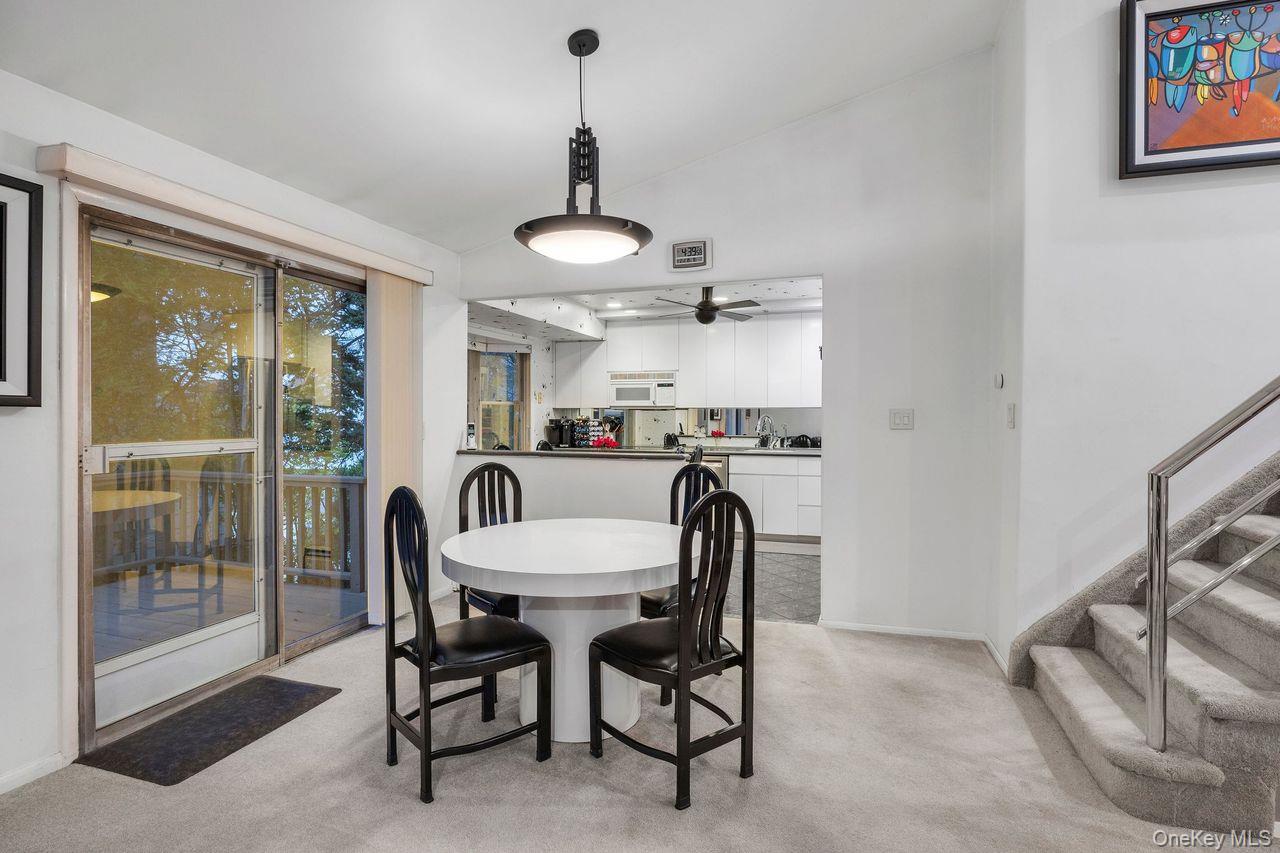 #14 photo, 2545 Horace Court, 长岛 Bellmore , NY 11710