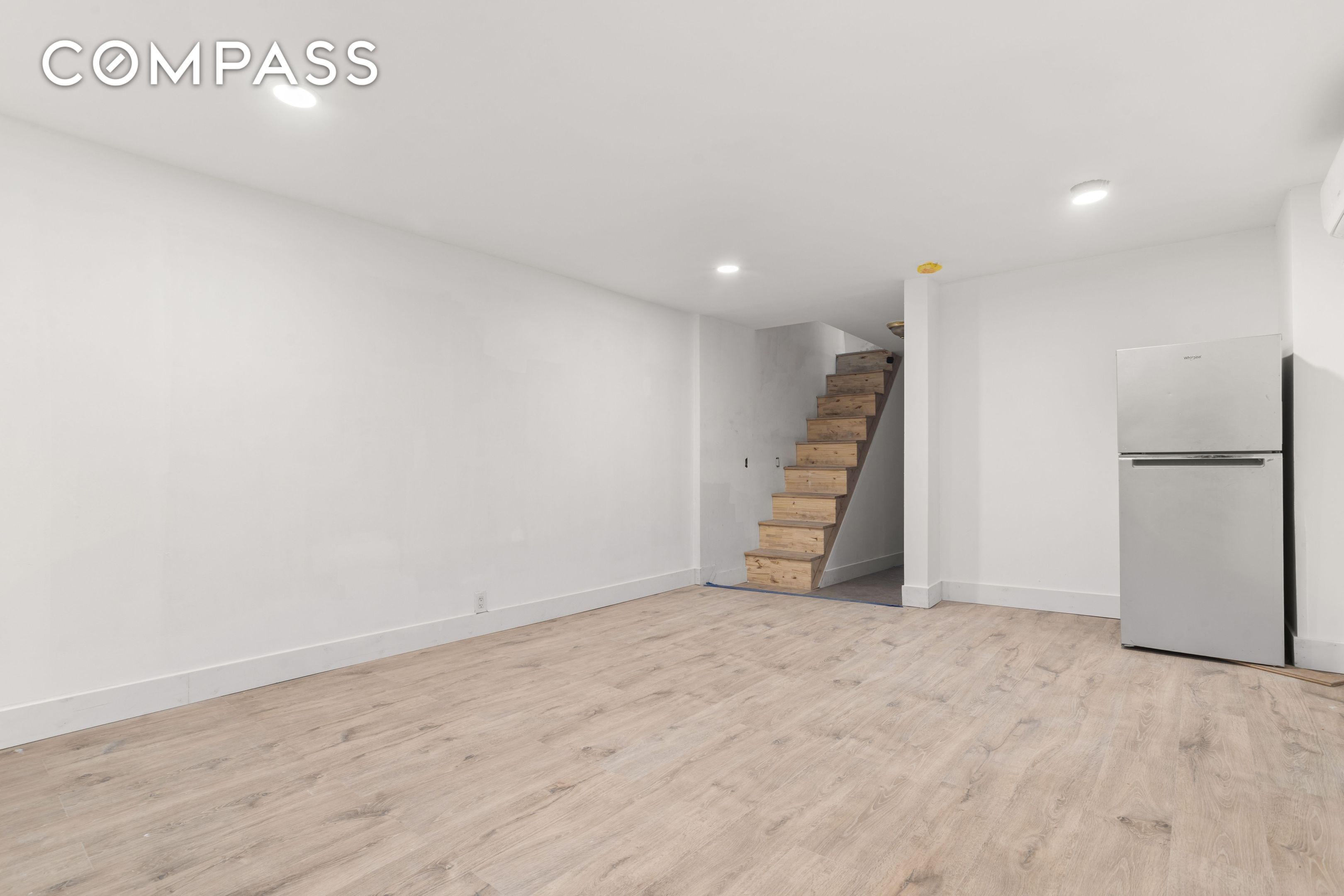 #10 photo, 1042 Hall Place, Longwood , NY 10459