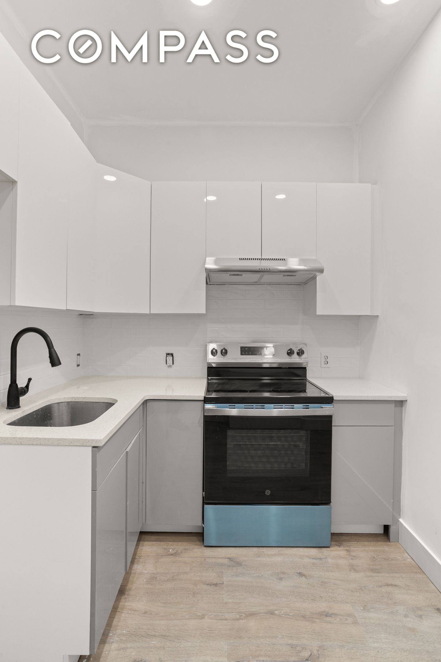 #17 photo, 1042 Hall Place, Longwood , NY 10459