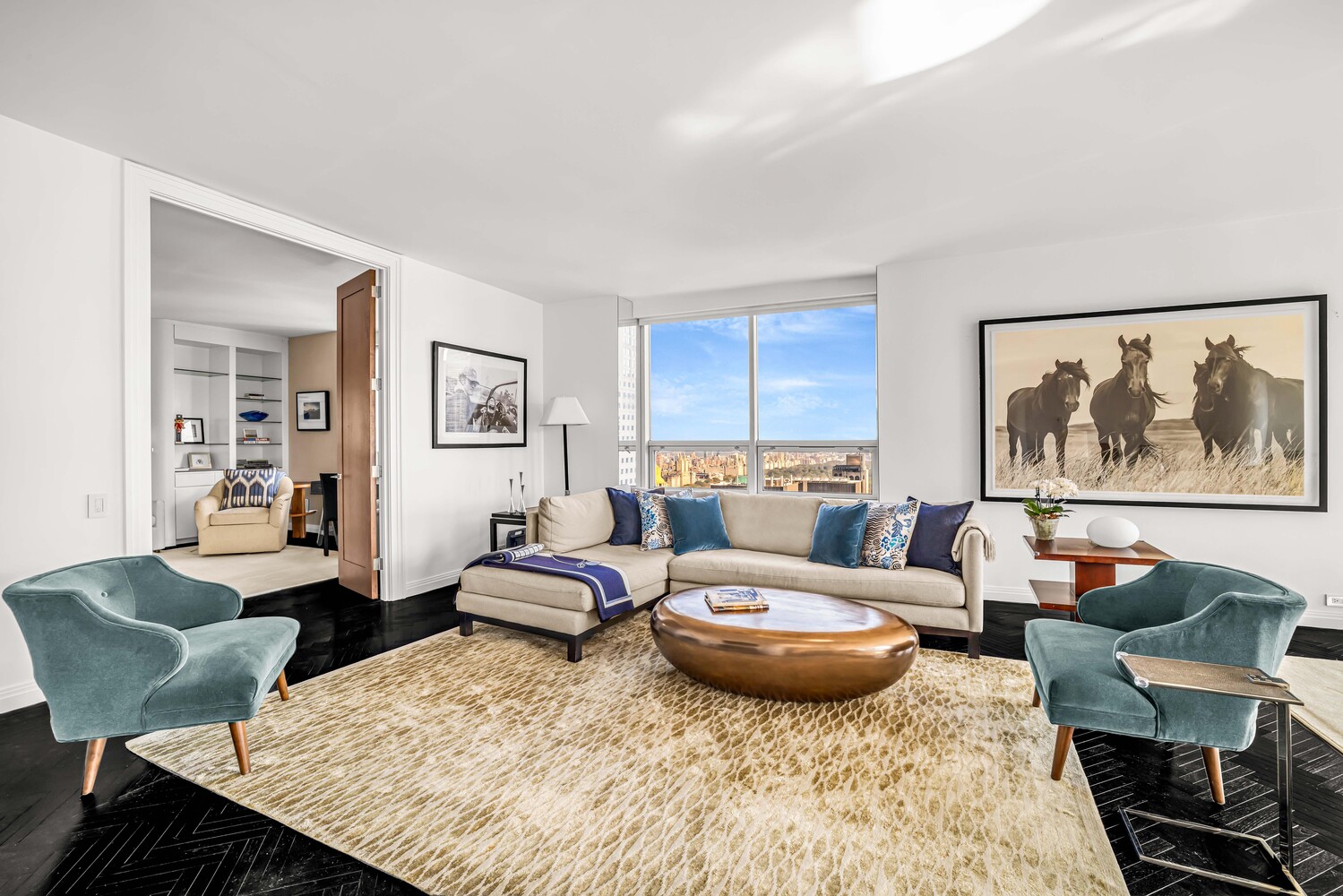 #5 photo, 15 W 53RD Street, Midtown , NY 10019