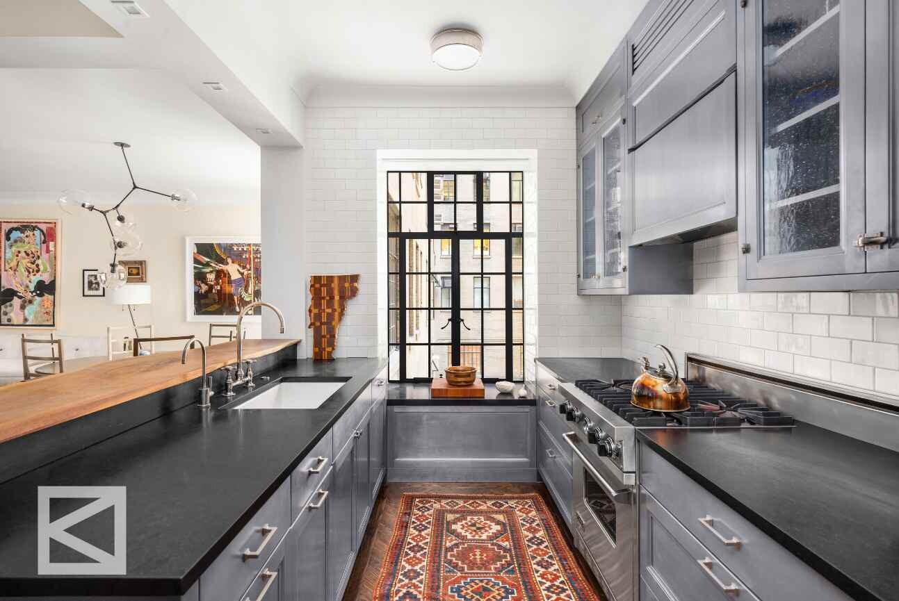 #12 photo, 300 CENTRAL Park W, Upper West Side , NY 10024