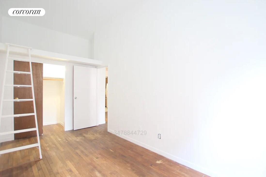 #4 photo, New York City, Upper West Side , NY 10025