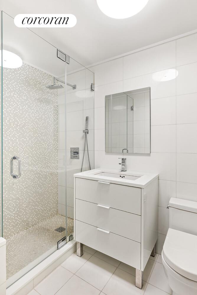 #11 photo, 45 W 67TH Street, Lincoln Square , NY 10023