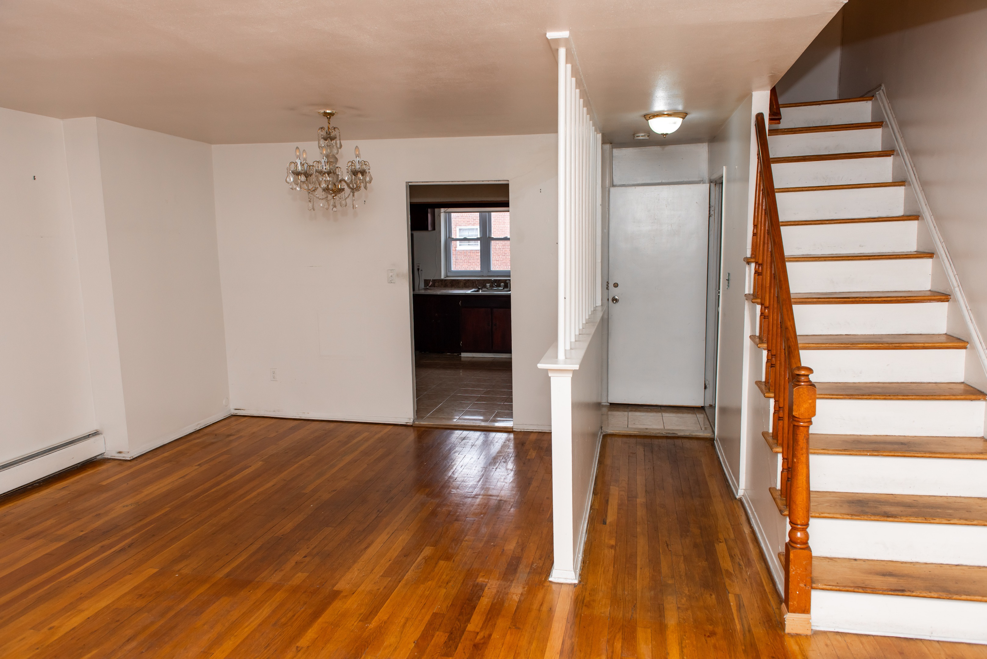 #4 photo, 995 Warwick Street, New Lots , NY 11207