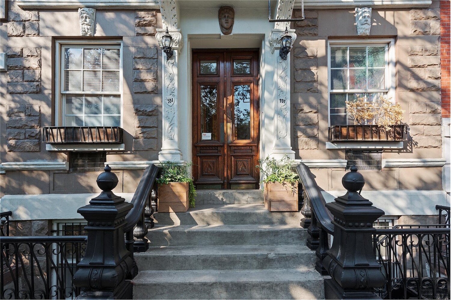 #7 photo, 331 W 21ST Street, Chelsea , NY 10011