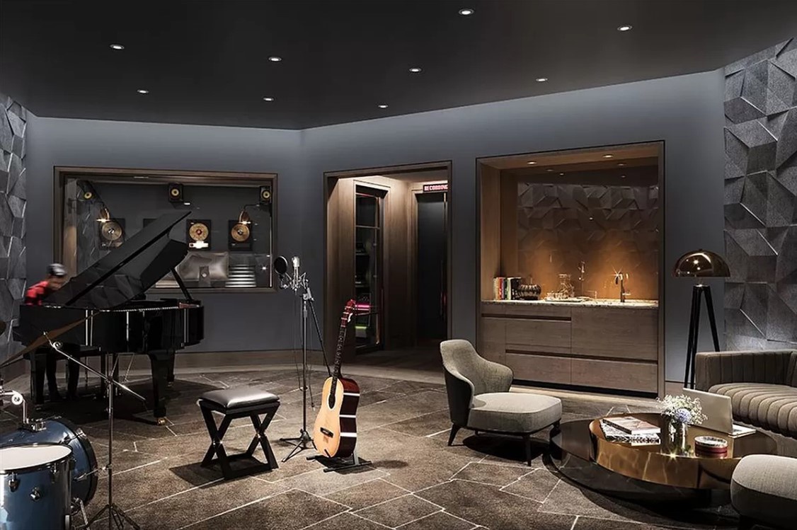 #16 photo, New York City, Lincoln Square , NY 10069