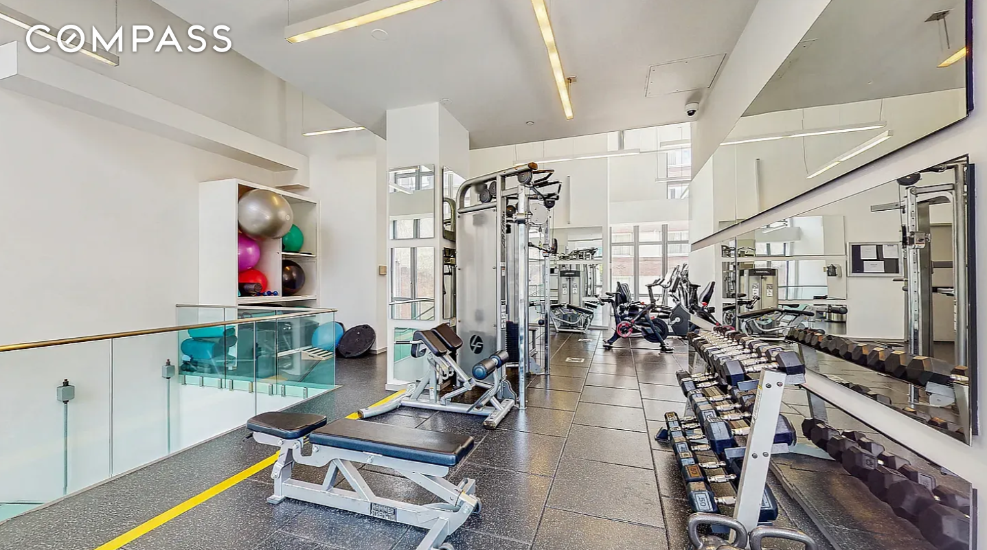 #11 photo, New York City, Hell's Kitchen , NY 10019