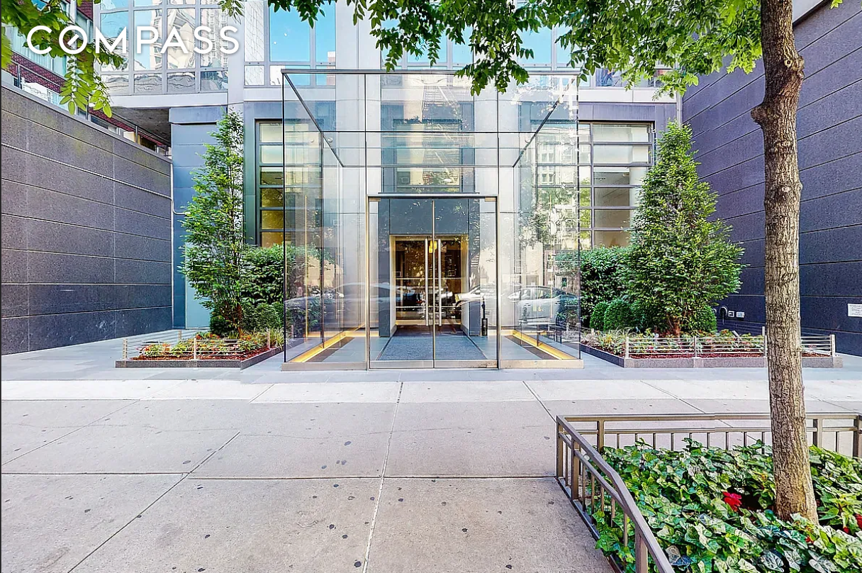 #14 photo, New York City, Hell's Kitchen , NY 10019