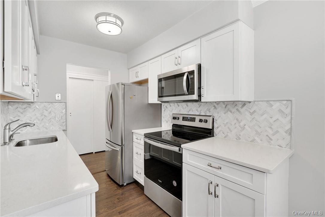 #2 photo, 114 Nottingham Road, Bedford Hills , NY 10507