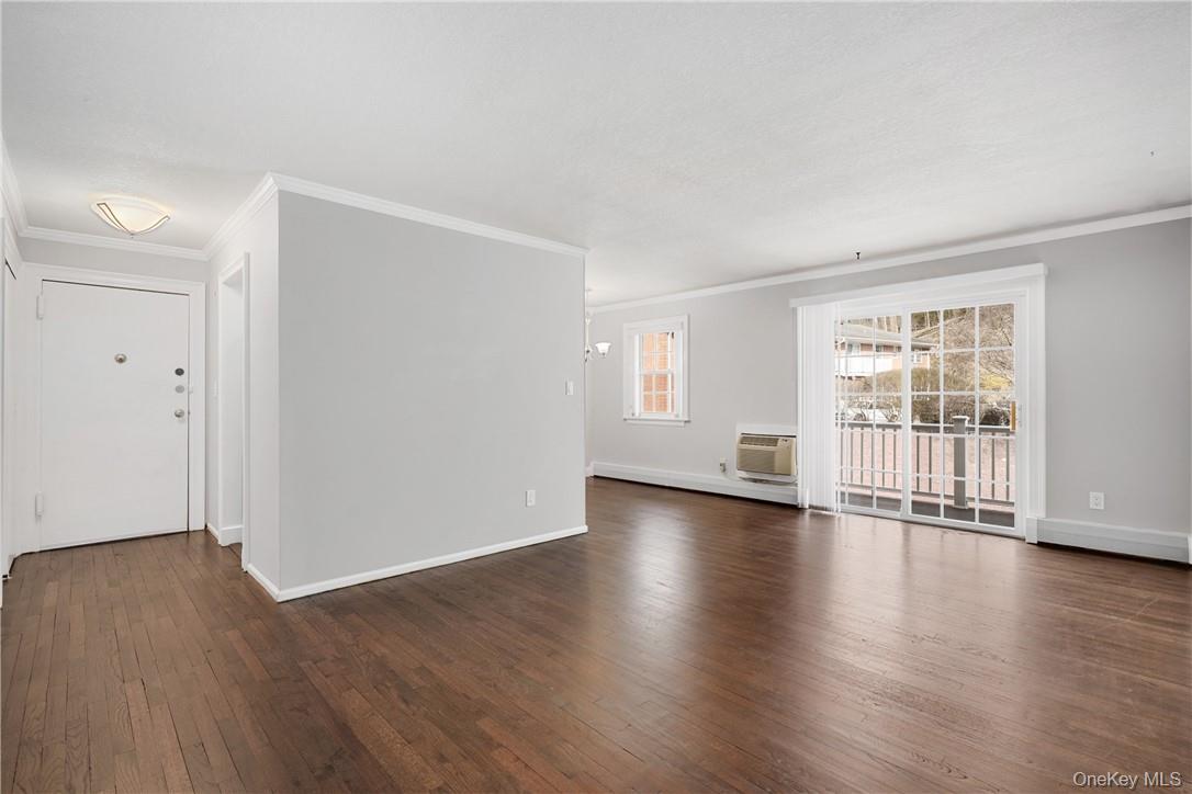 #5 photo, 114 Nottingham Road, Bedford Hills , NY 10507