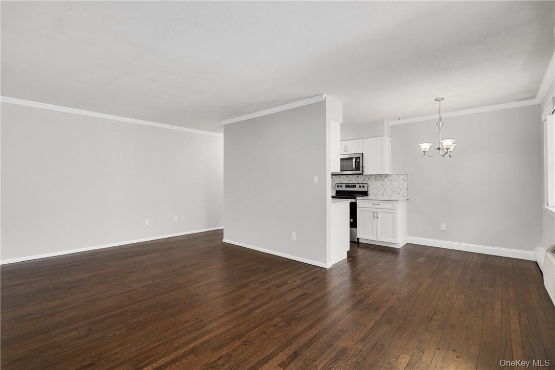 #6 photo, 114 Nottingham Road, Bedford Hills , NY 10507