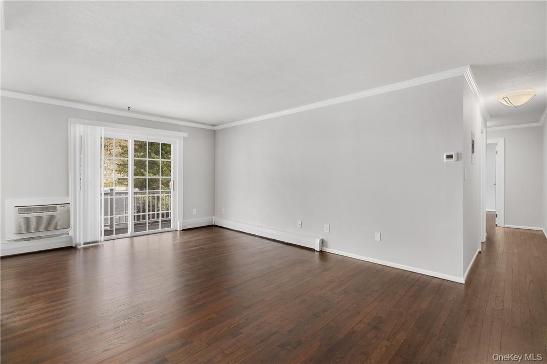 #7 photo, 114 Nottingham Road, Bedford Hills , NY 10507