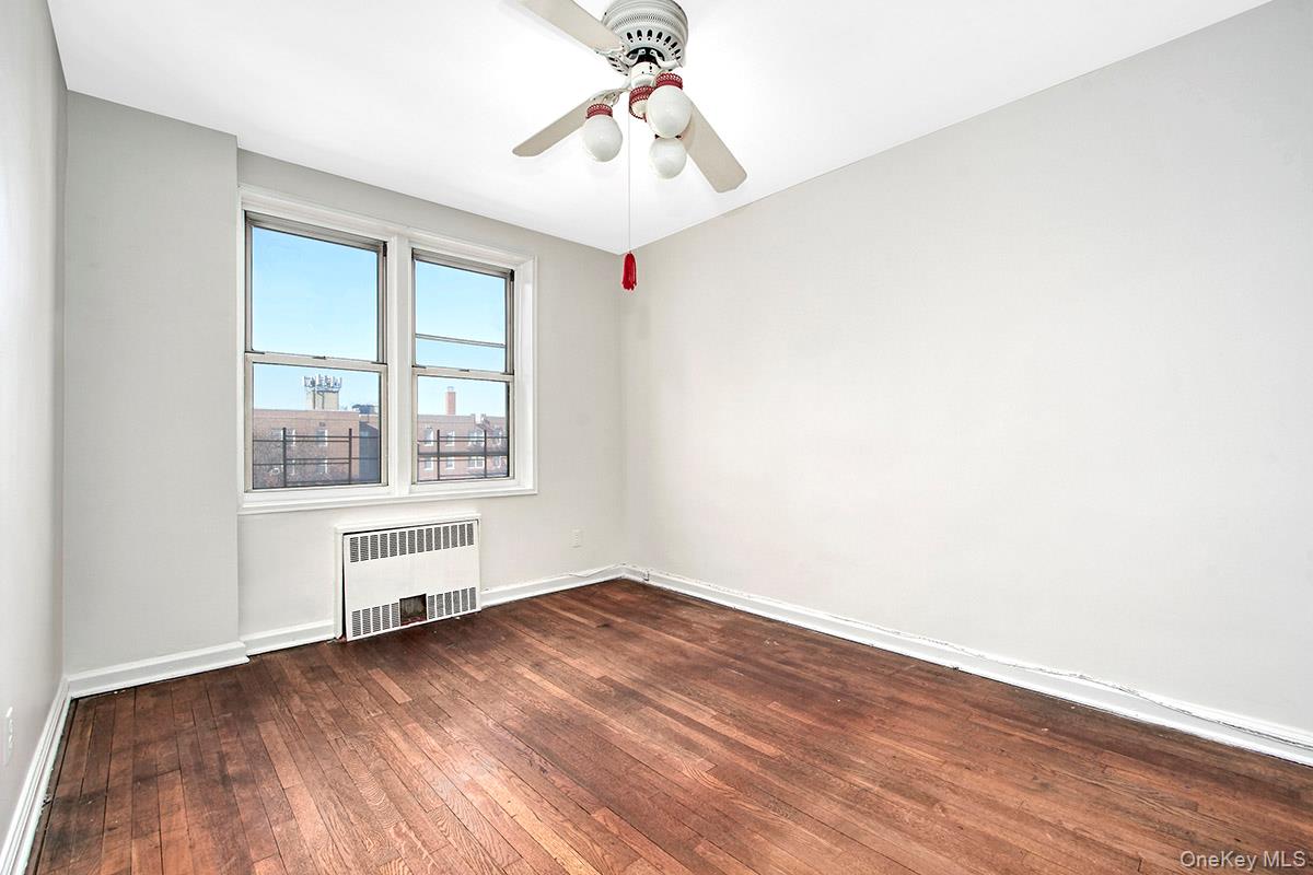 #12 photo, 27-10 Parsons Boulevard, Куинс ‖ Flushing , NY 11354