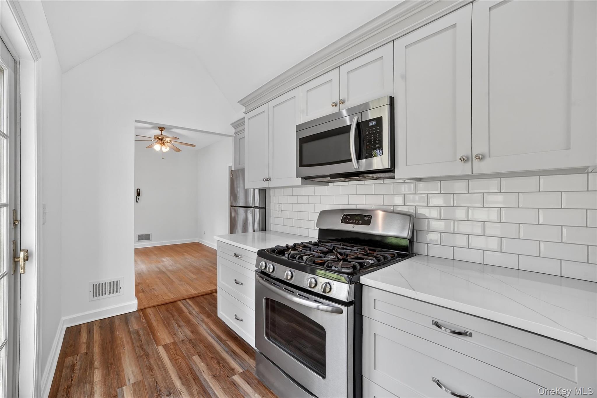 #19 photo, 1936 Longvue Street, 纽约州 Yorktown Heights , NY 10598