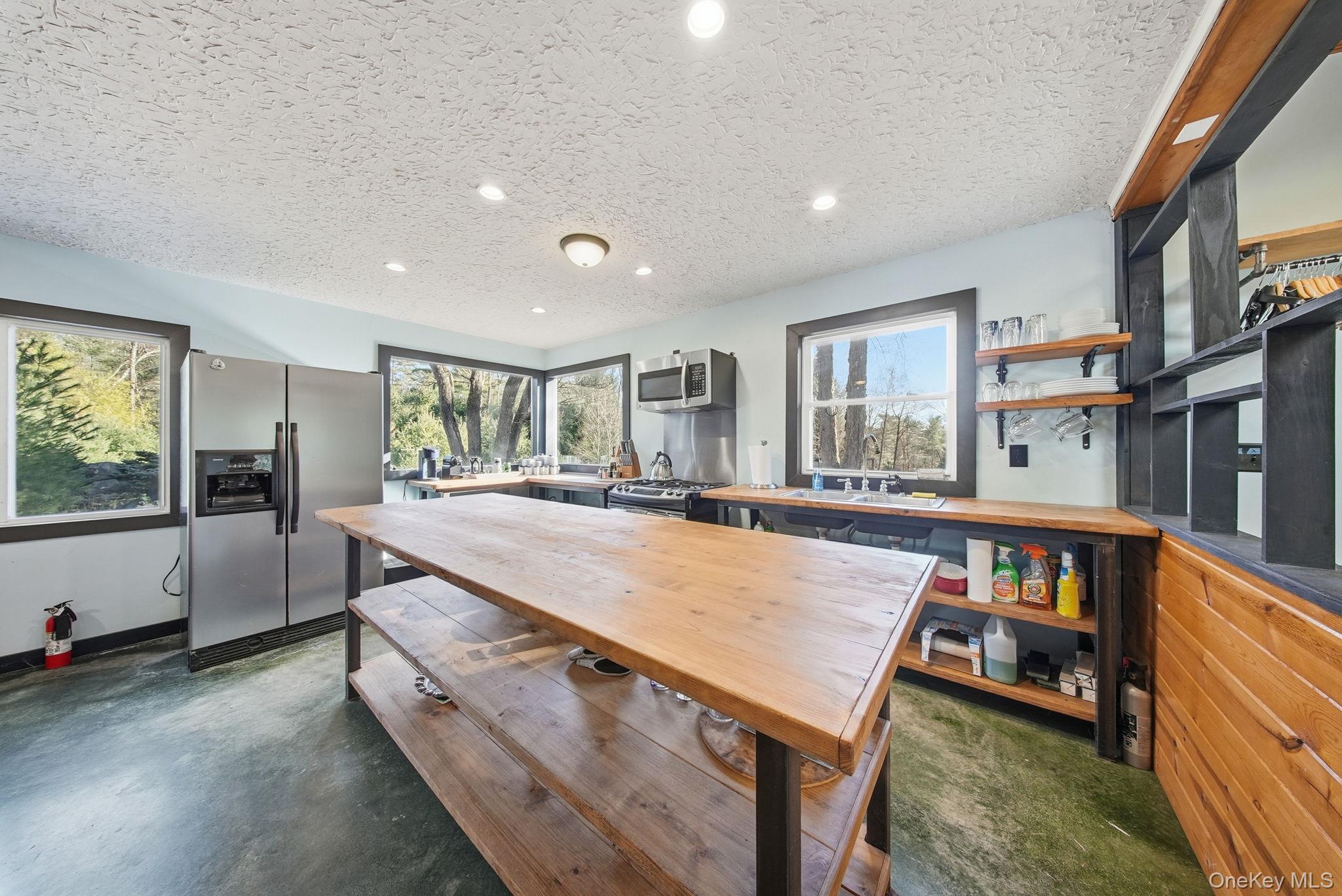 #10 photo, 136 Yulan Barryville Road, 纽约州 Barryville , NY 12719