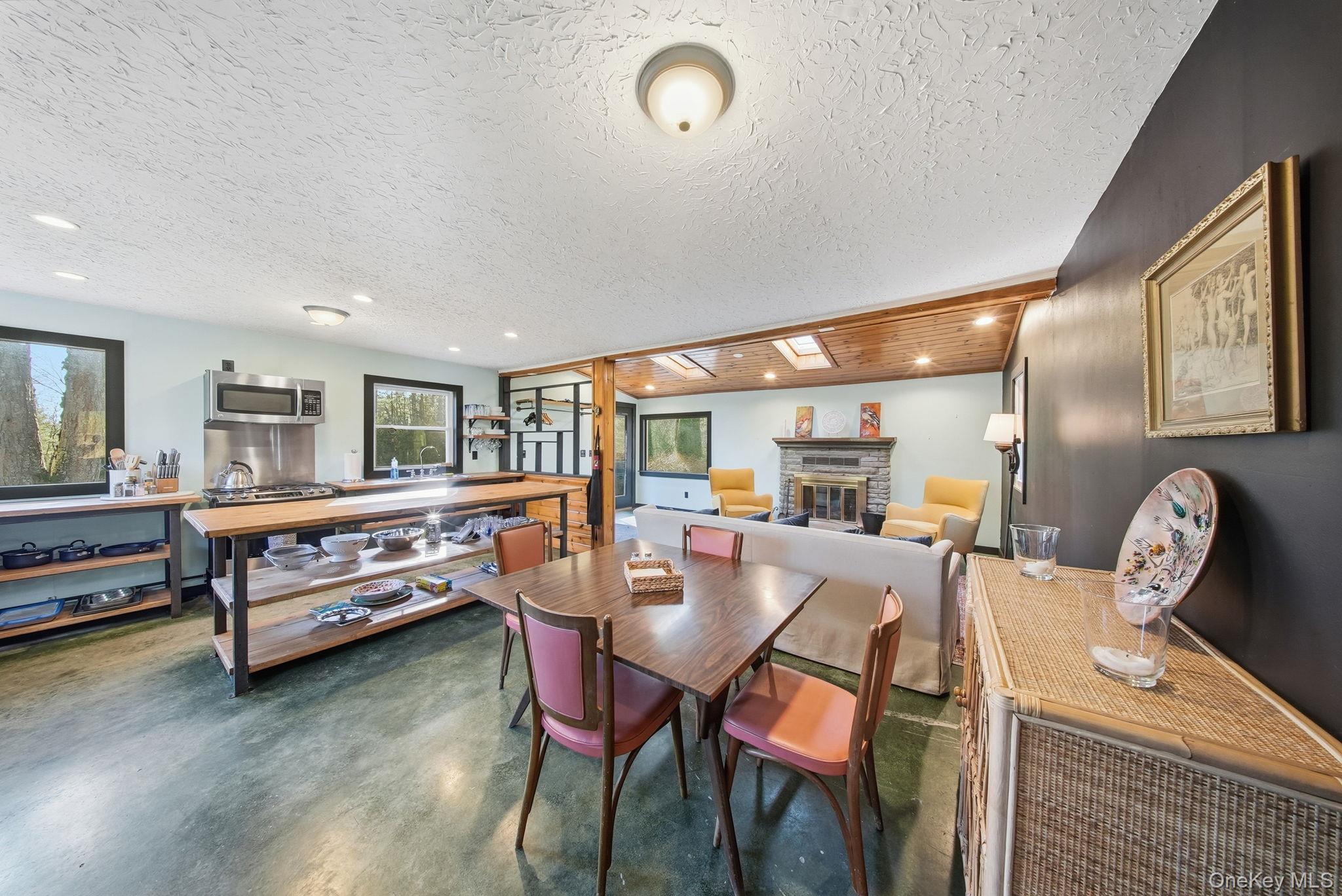 #14 photo, 136 Yulan Barryville Road, 纽约州 Barryville , NY 12719