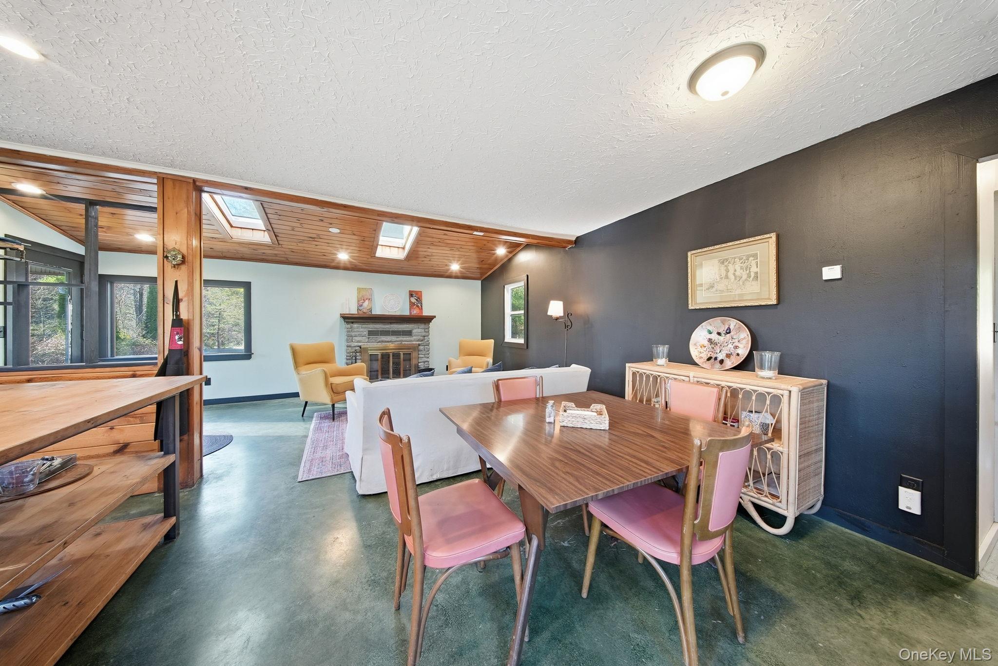 #16 photo, 136 Yulan Barryville Road, 纽约州 Barryville , NY 12719