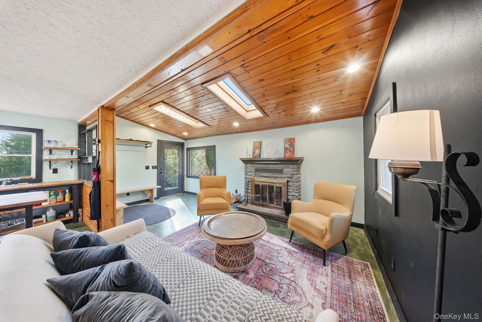 #8 photo, 136 Yulan Barryville Road, 纽约州 Barryville , NY 12719