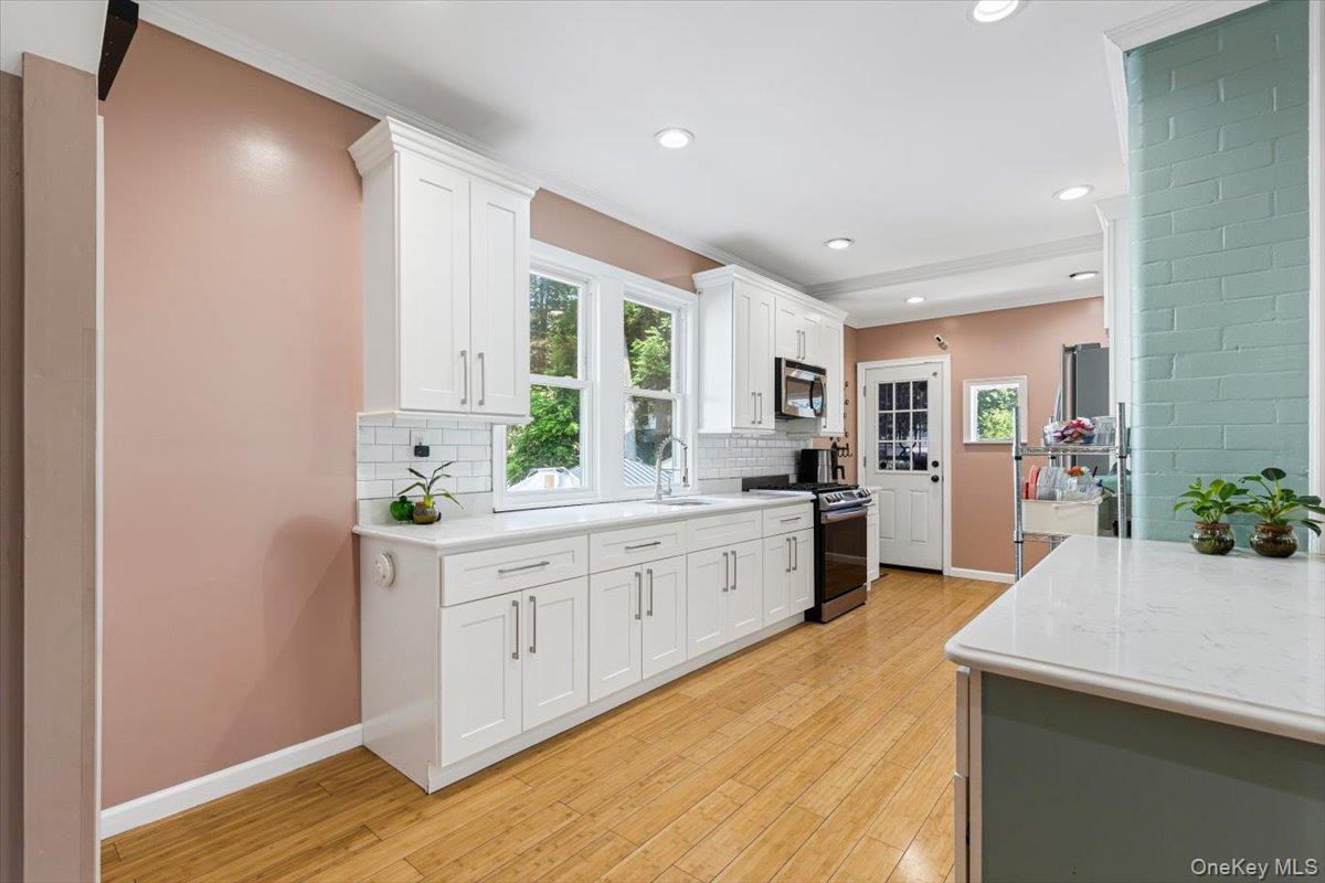 #13 photo, 315 Seneca Avenue, Mount Vernon , NY 10553