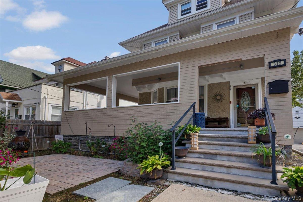 #3 photo, 315 Seneca Avenue, Mount Vernon , NY 10553