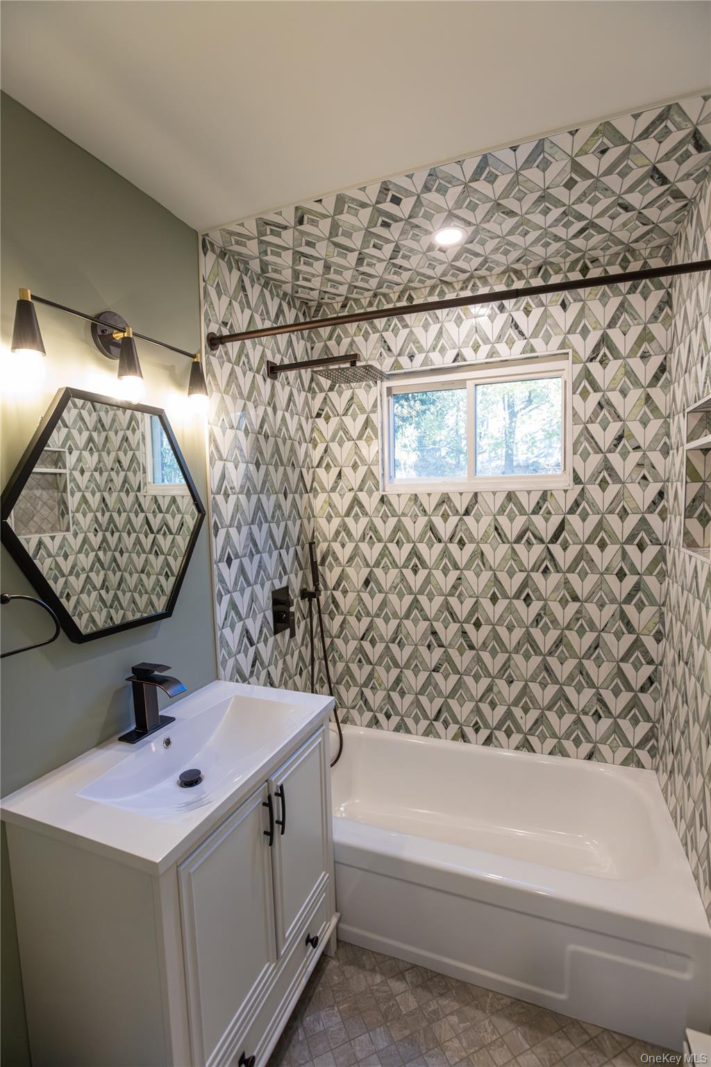 #13 photo, 303 Old Mill Road, Southfields , NY 10975