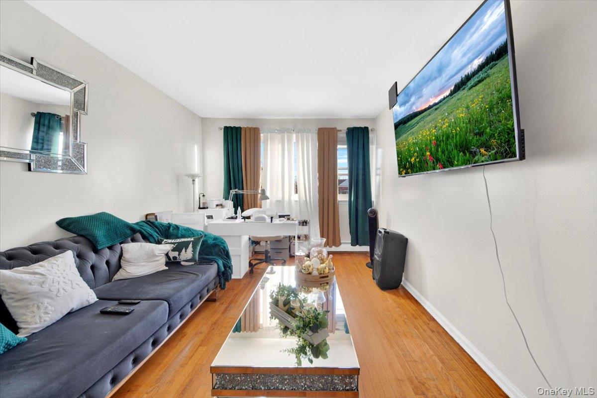 #13 photo, 1815 Patterson Avenue, 브롱크스 Bronx , NY 10473