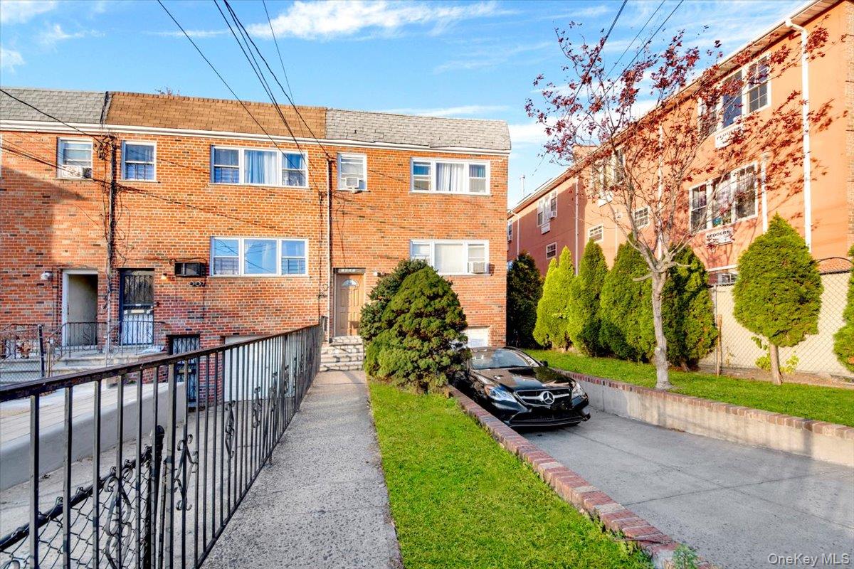 #2 photo, 1815 Patterson Avenue, 브롱크스 Bronx , NY 10473