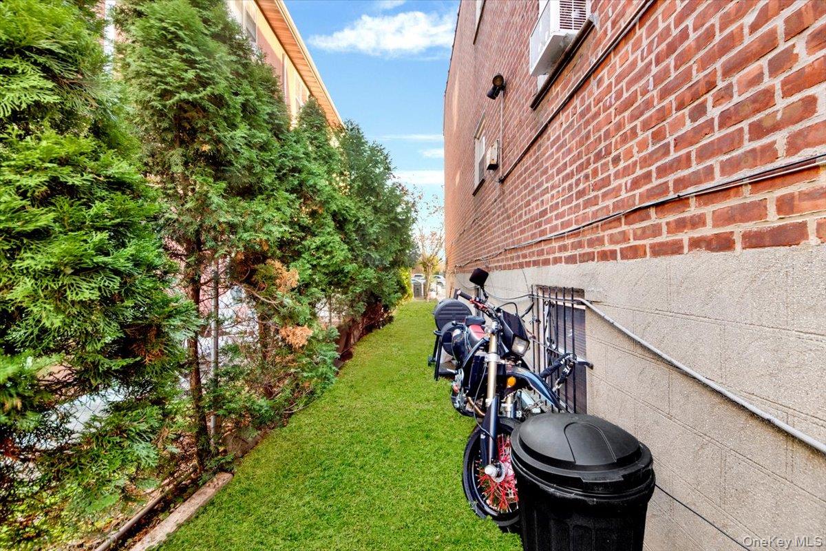 #20 photo, 1815 Patterson Avenue, 브롱크스 Bronx , NY 10473