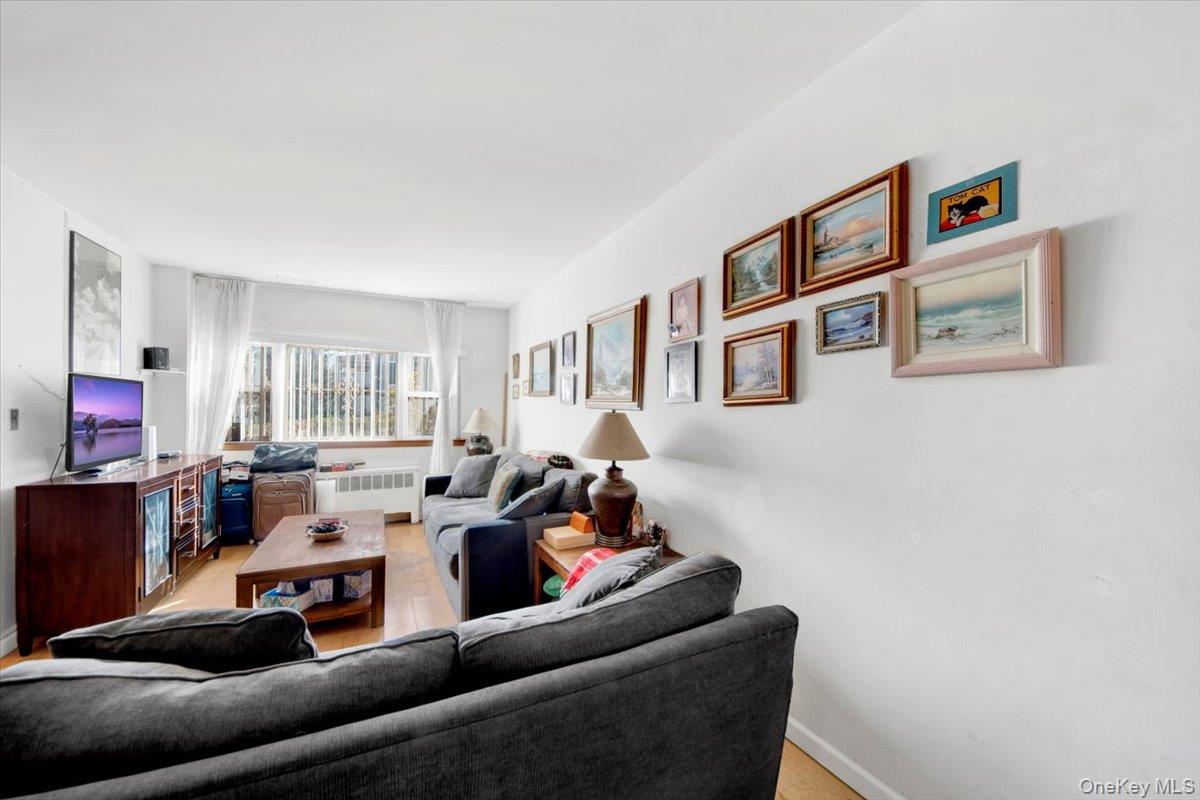 #11 photo, 733 Rhinelander Avenue, 布朗士 Bronx , NY 10462