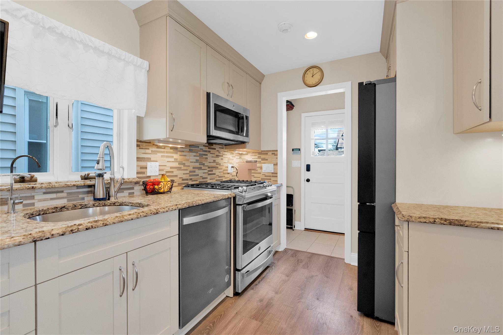 #10 photo, 33 Pratt Street, 纽约州 New Rochelle , NY 10801