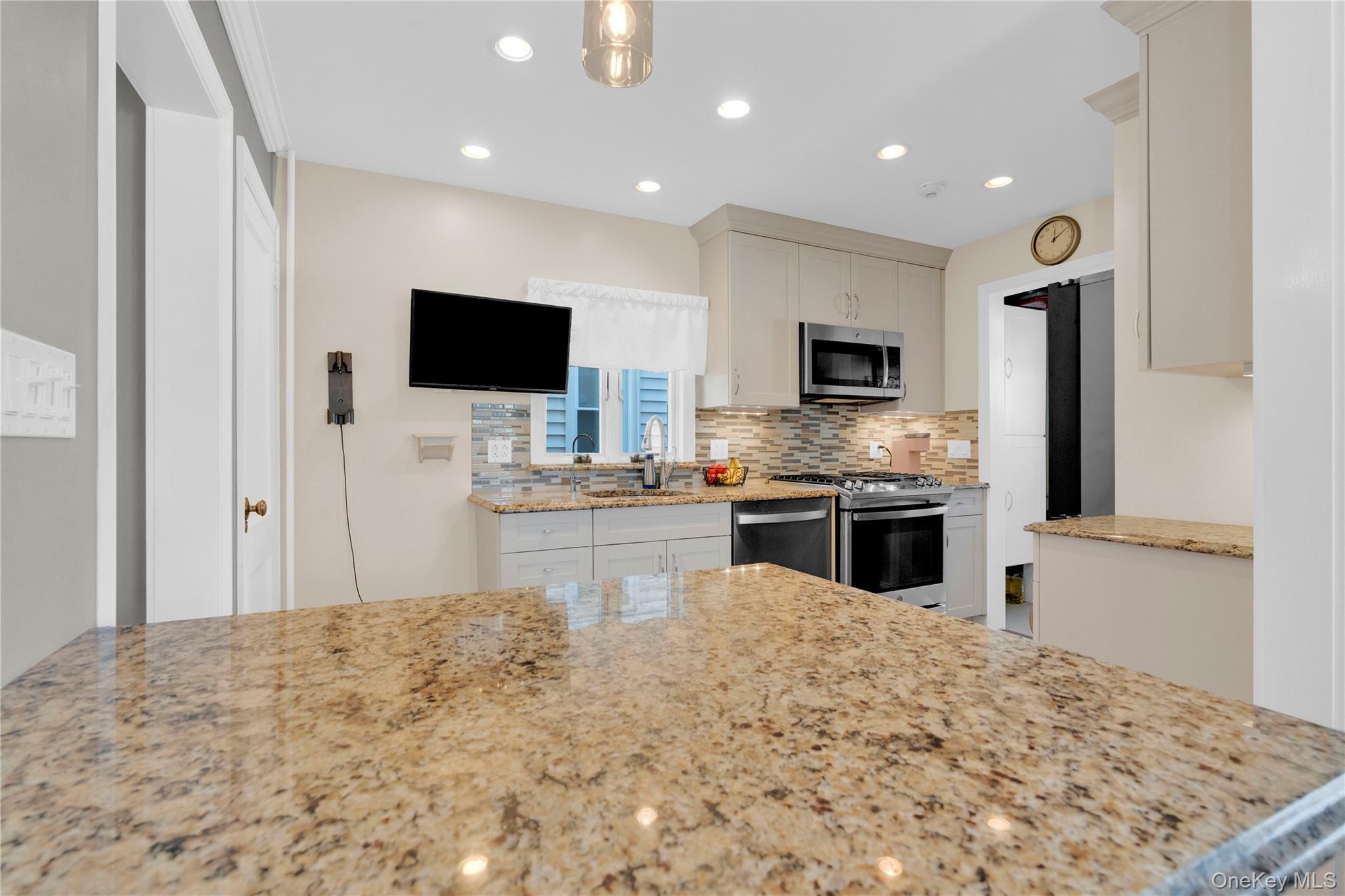 #7 photo, 33 Pratt Street, 纽约州 New Rochelle , NY 10801