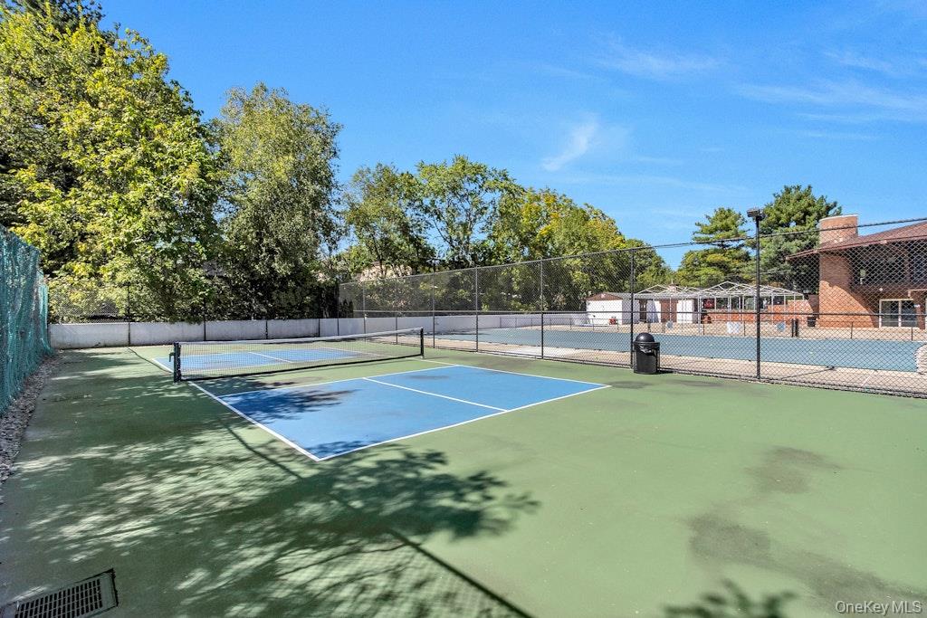 #2 photo, 10 Heritage Drive, New City , NY 10956