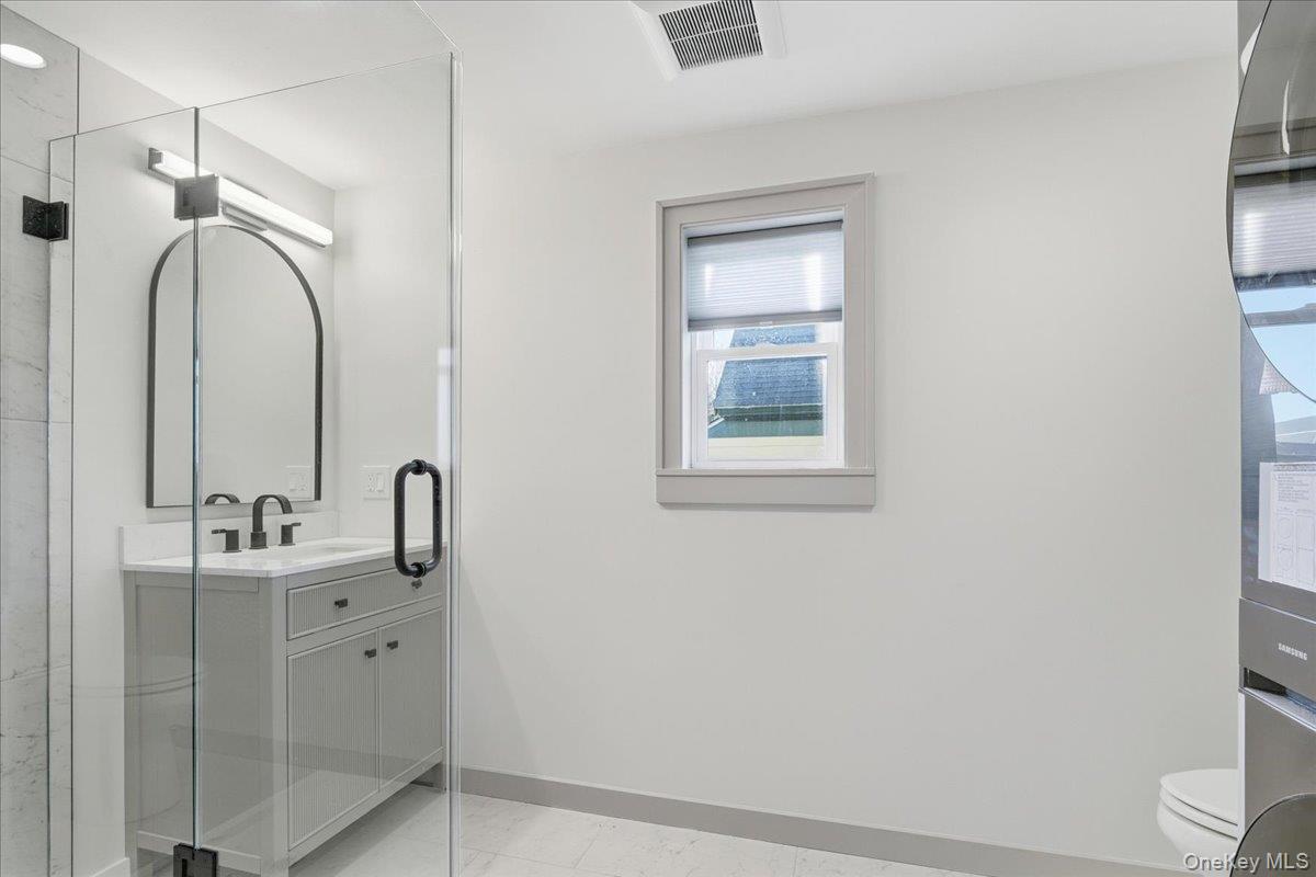 #16 photo, 336 2nd Street Street, Greenport , NY 11944