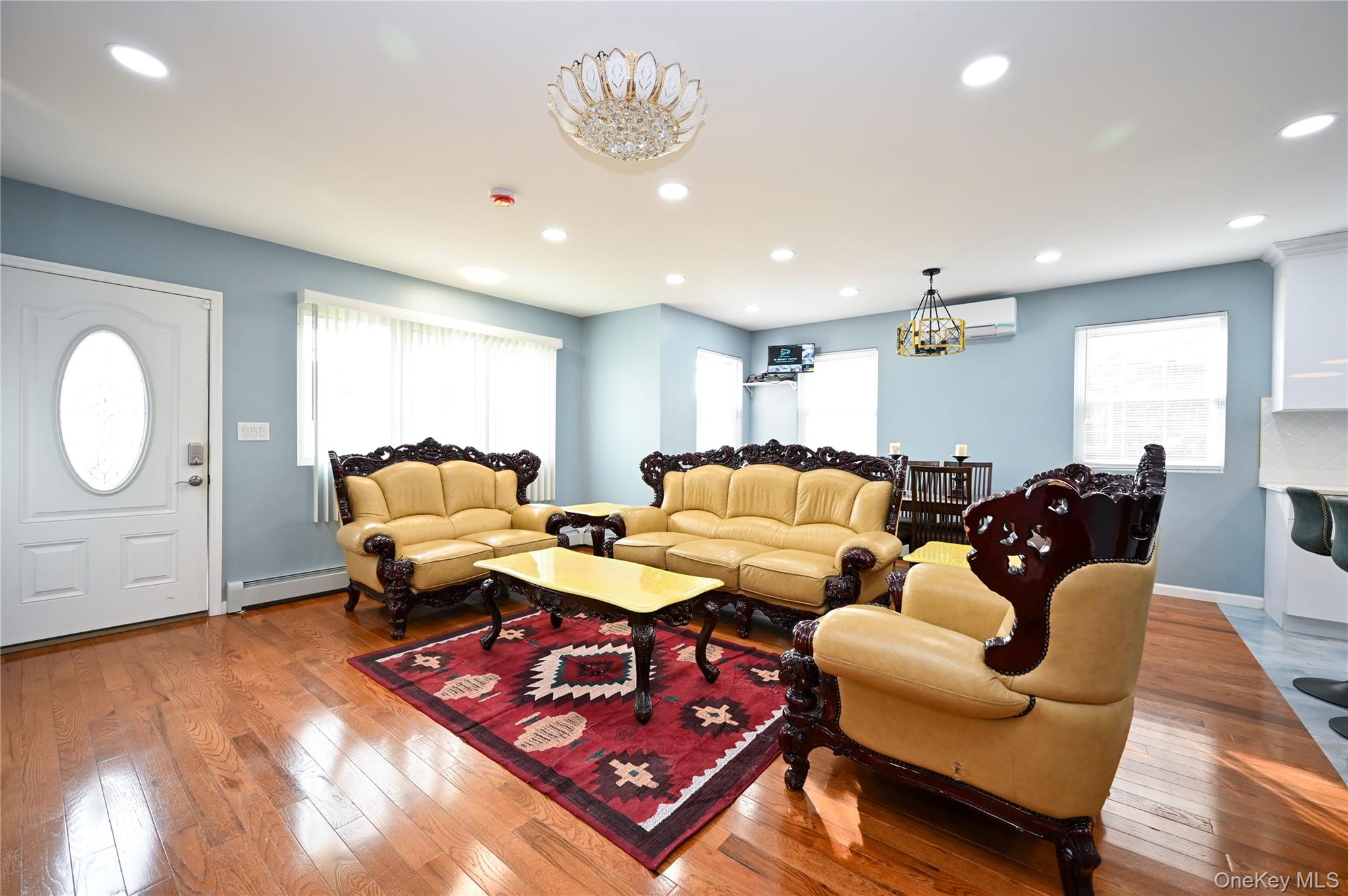 #9 photo, 198-19 118th Avenue, कुईंस Saint Albans , NY 11412