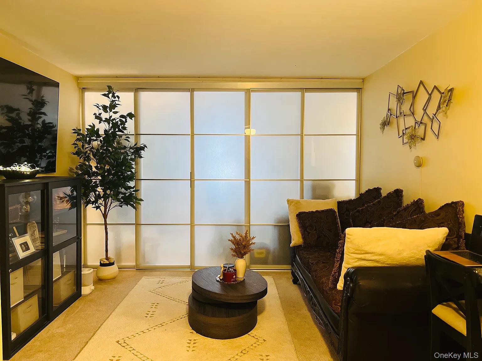 #16 photo, 54-44 Little Neck Parkway, 뉴욕퀸즈 Little Neck , NY 11362