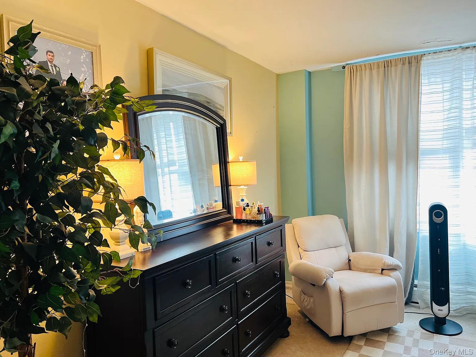 #20 photo, 54-44 Little Neck Parkway, 뉴욕퀸즈 Little Neck , NY 11362