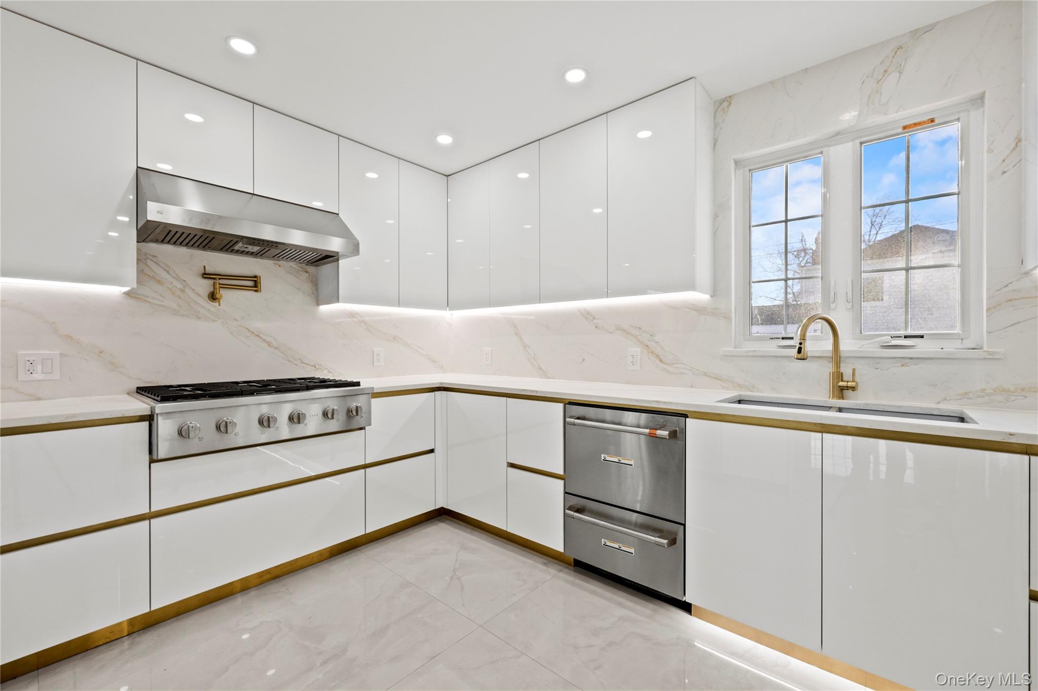 #11 photo, 7662 174th Street, Fresh Meadows , NY 11366