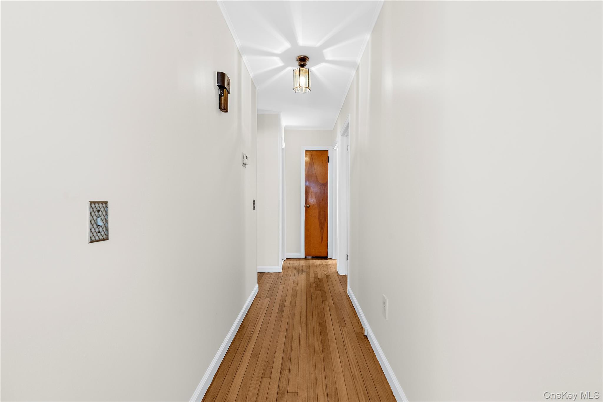 #13 photo, 27 Simon Street, Babylon , NY 11702