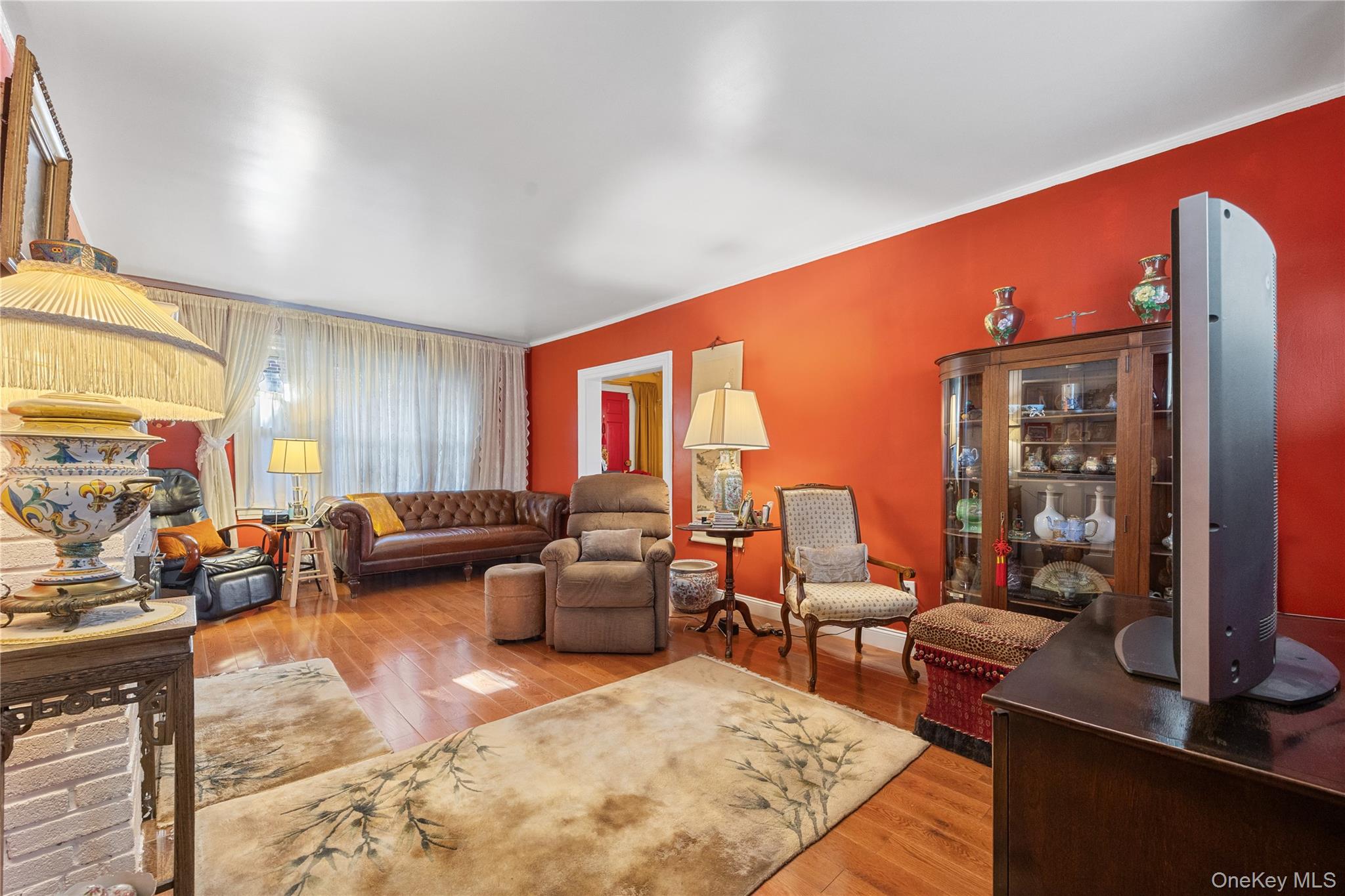 #13 photo, 32-24 157th Street, 플러싱 Flushing , NY 11354