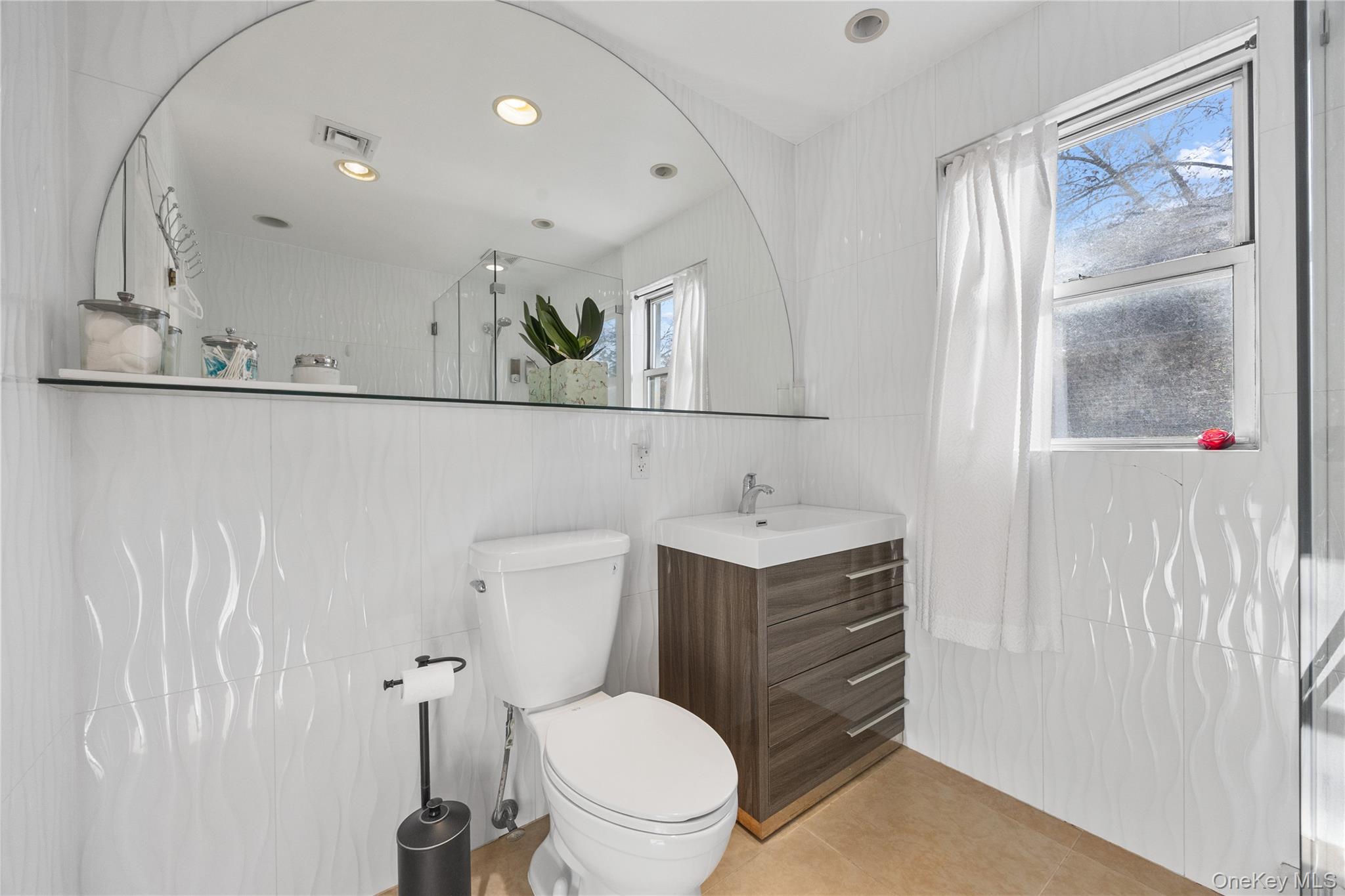 #18 photo, 32-24 157th Street, 플러싱 Flushing , NY 11354