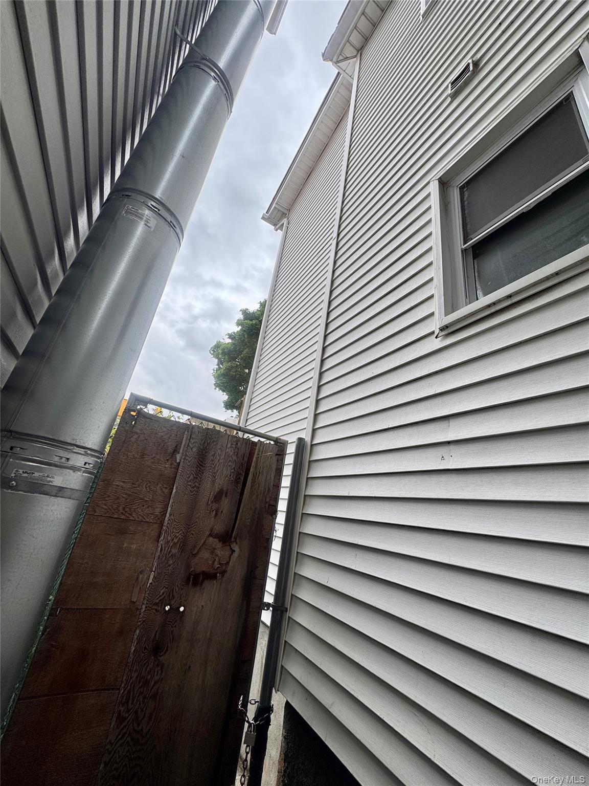 #4 photo, 91-02 50th Avenue, Elmhurst , NY 11373